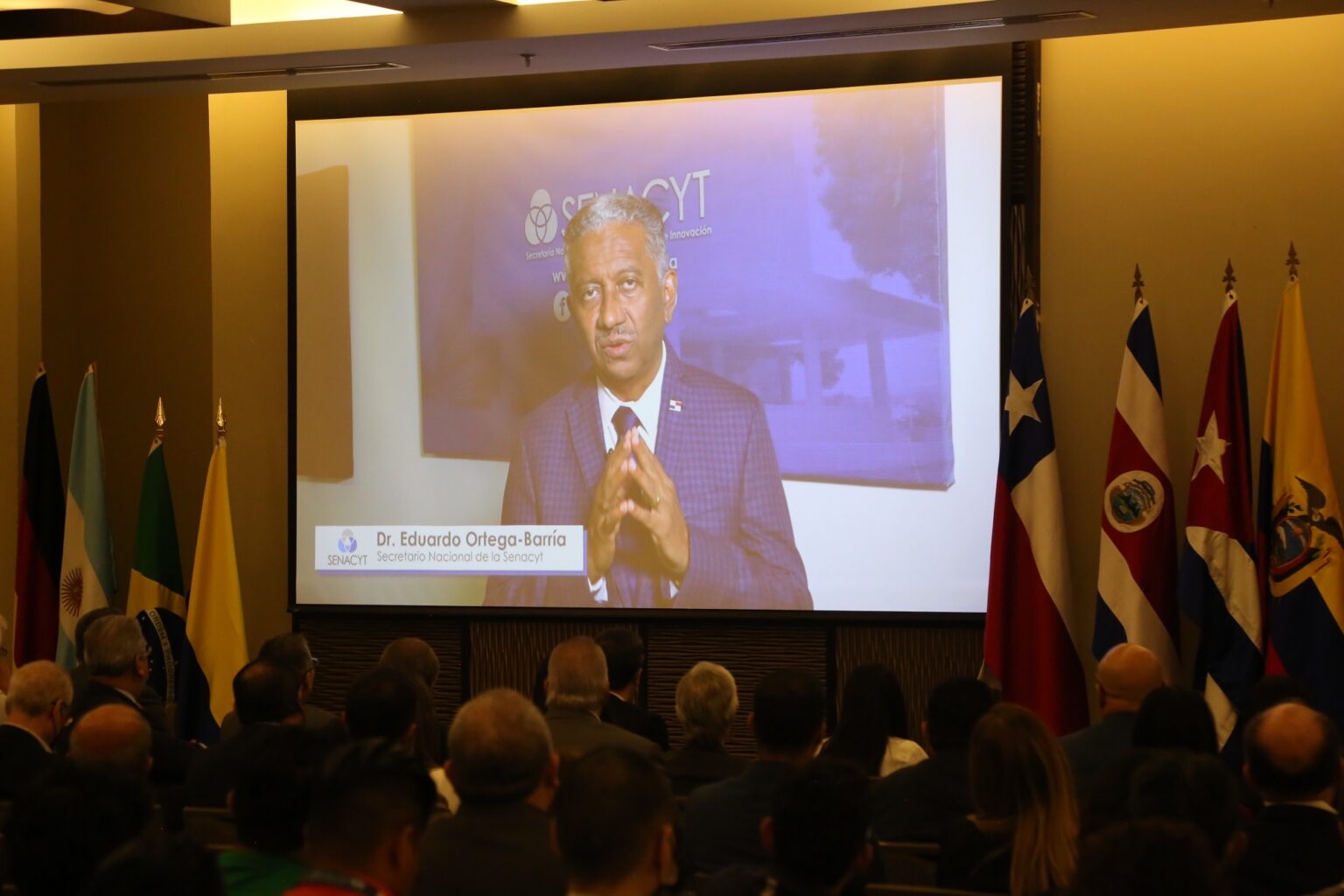 La Senacyt Y La Universidad Tecnolog A De Panam Inauguran El Viii