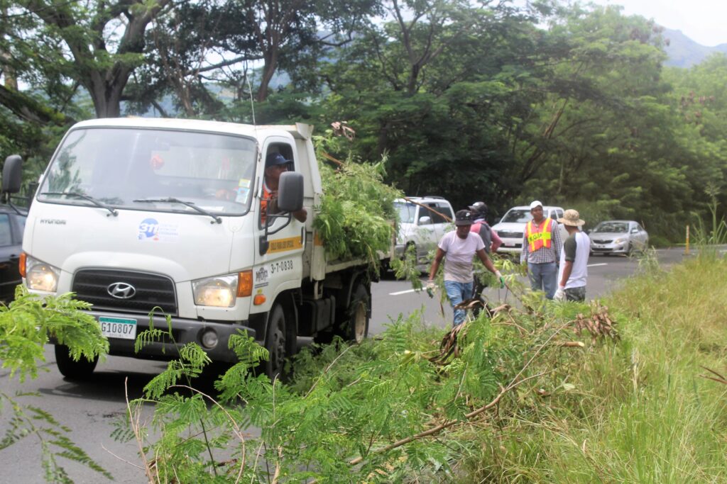 MOP De La Chorrera Trabaja En Operativo Interinstitucional De Limpieza