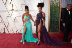 Halle Bailey and Chloe Bailey arrive on the red carpet of the 94th Oscars® at the Dolby Theatre at Ovation Hollywood in Los Angeles, CA, on Sunday, March 27, 2022.