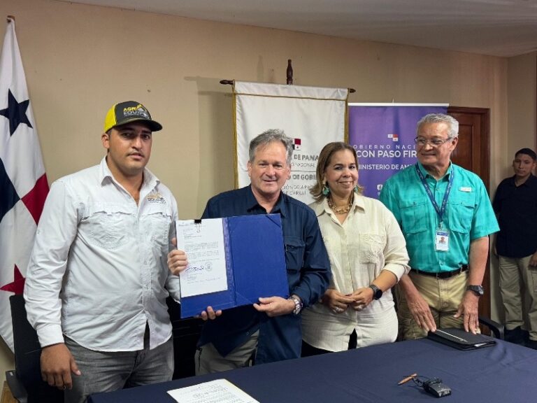 Entregan orden de proceder por $1 millón para reparar vía a la cima del Volcán Barú