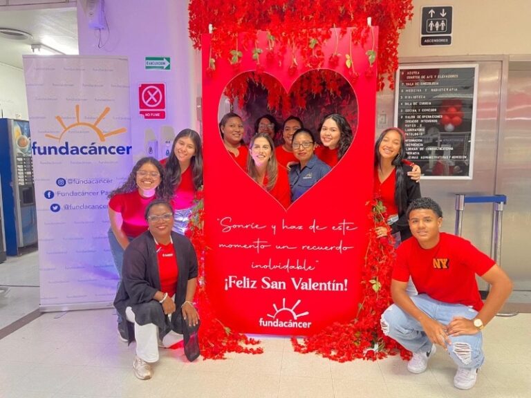 Fundacáncer celebra el Día del Amor y la Amistad con los pacientes del Instituto Oncológico Nacional